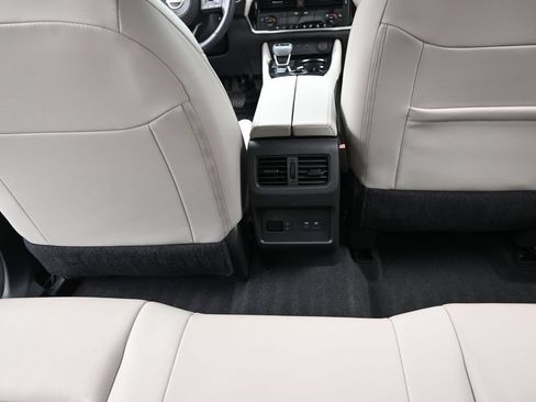 Used 2023 Nissan Rogue SL w/ SL Premium Package AWD/4WD image 20