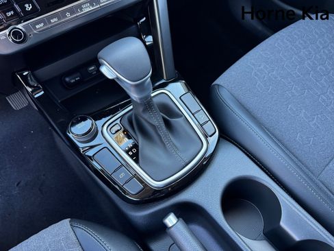 New 2026 Kia Seltos S image 17