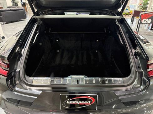 Used 2017 Porsche Panamera image 16