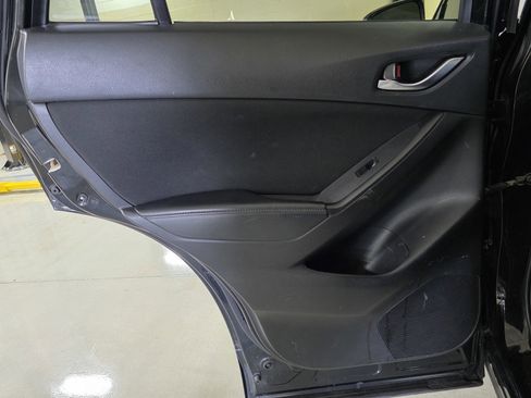 Used 2015 MAZDA CX-5 Touring image 10