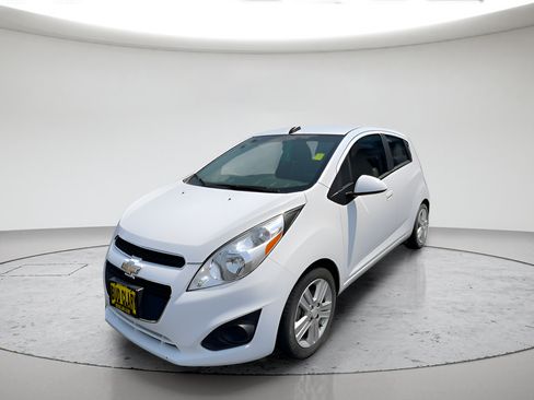 Used 2015 Chevrolet Spark LT FWD image 10