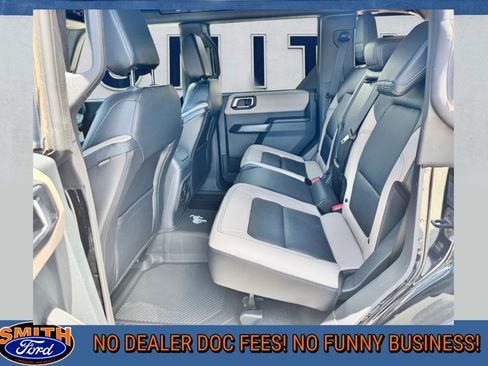 Used 2024 Ford Bronco Wildtrak image 25