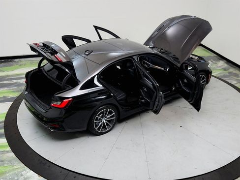 Used 2019 BMW 330i Sedan w/ Driving Assistance Package RWD image 38