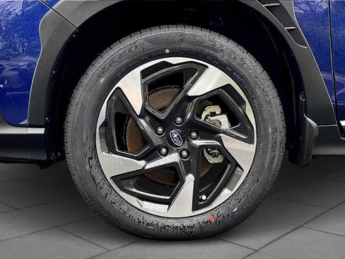 New 2025 Subaru Crosstrek 2.5i Limited image 11