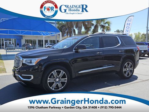 Used 2018 GMC Acadia Denali w/ Technology Package image 1