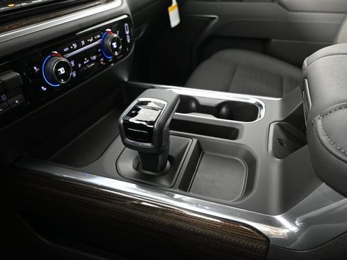 New 2026 Chevrolet Silverado 1500 LT w/ Z71 Off-Road Package image 37