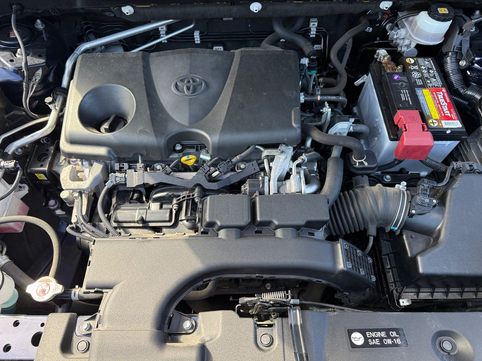 Used 2019 Toyota RAV4 XLE Premium w/ Cold Weather Package AWD/4WD image 20