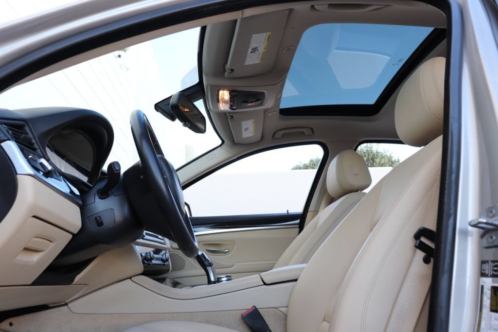 Used 2015 BMW 528i Sedan RWD image 36