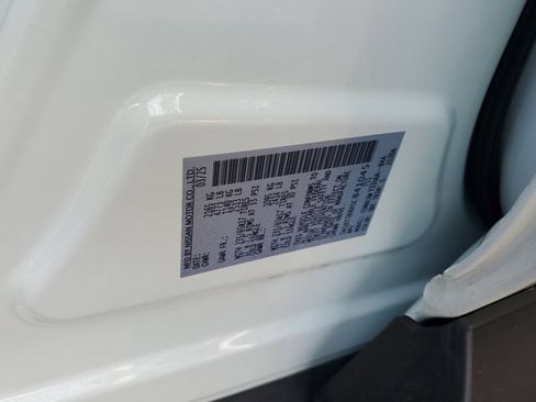 Used 2025 Nissan Rogue SV AWD/4WD image 28