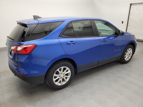 Used 2019 Chevrolet Equinox LS w/ LS Convenience Package FWD image 10