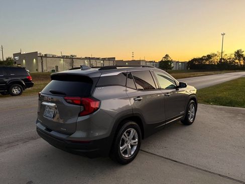 Used 2018 GMC Terrain SLE w/ Infotainment Package I image 6