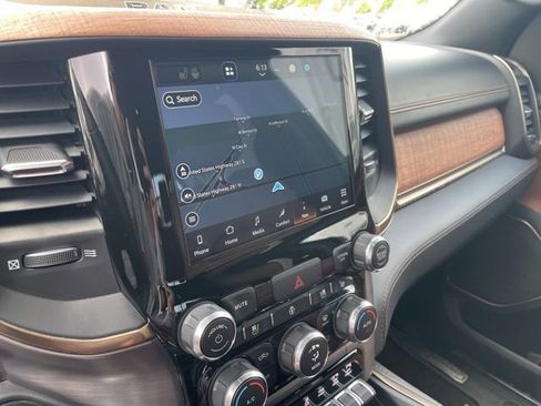 Used 2022 RAM 1500 Limited image 7