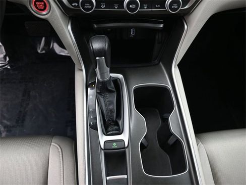 Used 2020 Honda Accord LX image 22