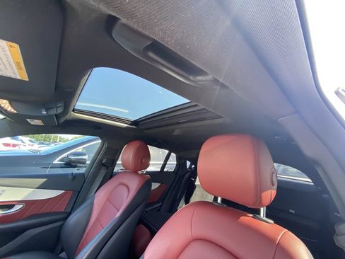 Used 2022 Mercedes-Benz GLC 300 4MATIC Coupe image 14
