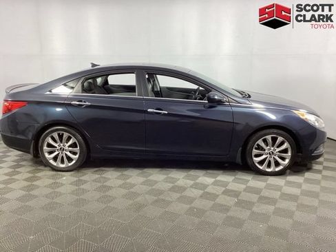 Used 2011 Hyundai Sonata SE w/ Navigation & Sunroof Pkg 4 FWD image 11