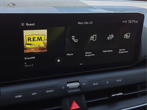 Used 2025 Kia K4 LXS image 25