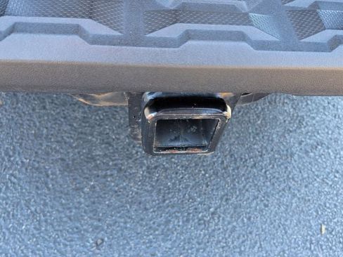 Used 2019 Toyota Tacoma SR5 AWD/4WD image 14