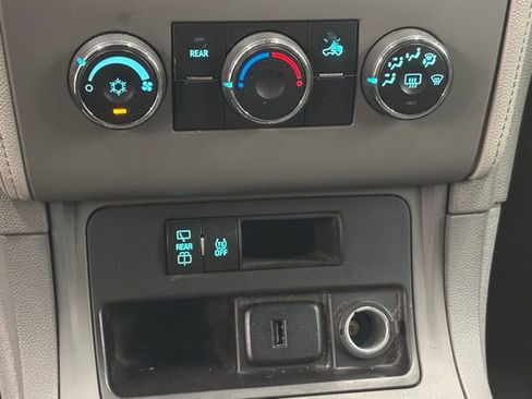 Used 2017 Chevrolet Traverse LS image 27