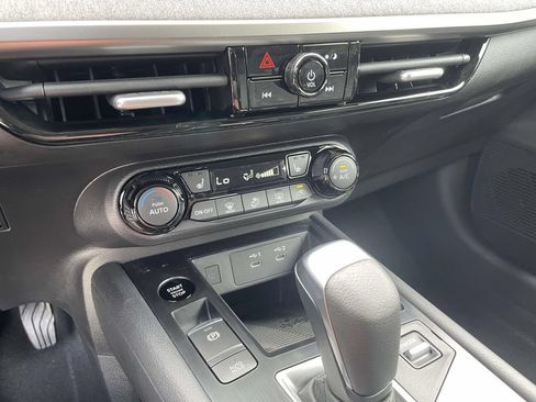 New 2026 Nissan Kicks SV w/ Cold Weather Package FWD image 18