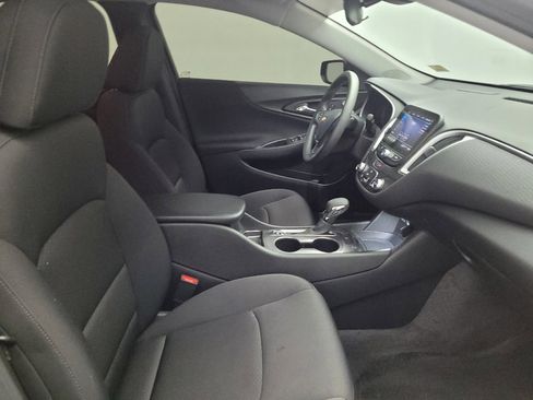 Used 2023 Chevrolet Malibu LS FWD image 21