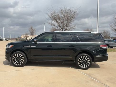 Used 2023 Lincoln Navigator L Black Label image 7