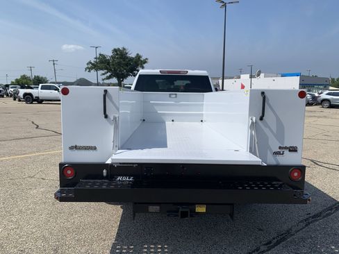 New 2025 GMC Sierra 3500 Pro w/ Convenience Package image 32