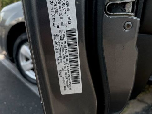 Used 2012 Dodge Journey SXT w/ Popular Equipment Group FWD image 23