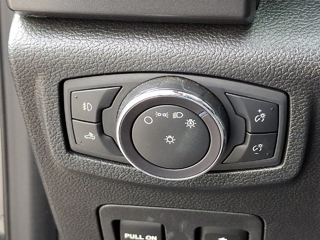 Used 2020 Ford F150 XLT w/ Equipment Group 302A Luxury AWD/4WD image 25