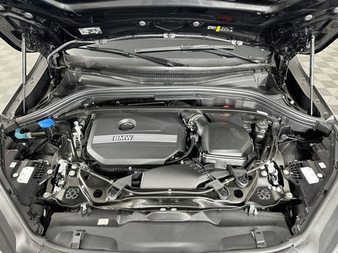 Used 2025 BMW X2 xDrive28i AWD/4WD image 34