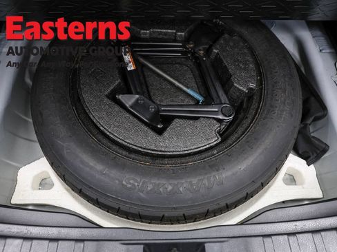 Used 2022 Toyota RAV4 XLE AWD/4WD image 22