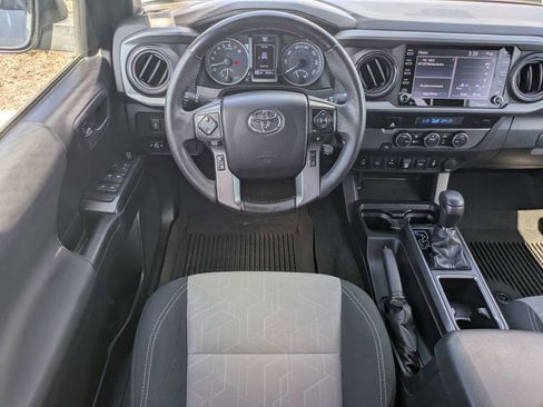 Used 2021 Toyota Tacoma TRD Off-Road w/ Technology Package RWD image 17