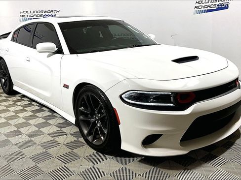 Used 2022 Dodge Charger Scat Pack w/ Plus Group image 3
