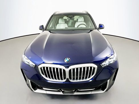 New 2026 BMW X5 xDrive40i w/ Executive Package image 2