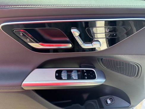 New 2025 Mercedes-Benz GLC 43 AMG 4MATIC image 10