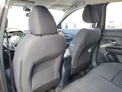 Certified 2025 Nissan Kicks SV image 23