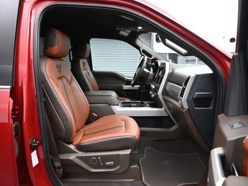 Used 2022 Ford F250 King Ranch w/ FX4 Off-Road Package image 13