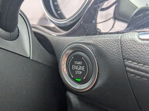 Used 2021 Buick Encore GX Select AWD/4WD image 18