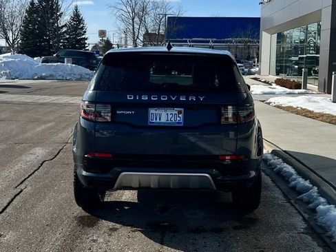 Used 2025 Land Rover Discovery Sport S image 5