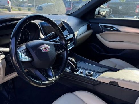 Used 2021 Cadillac CT5 Luxury w/ Cold Weather Package RWD image 9
