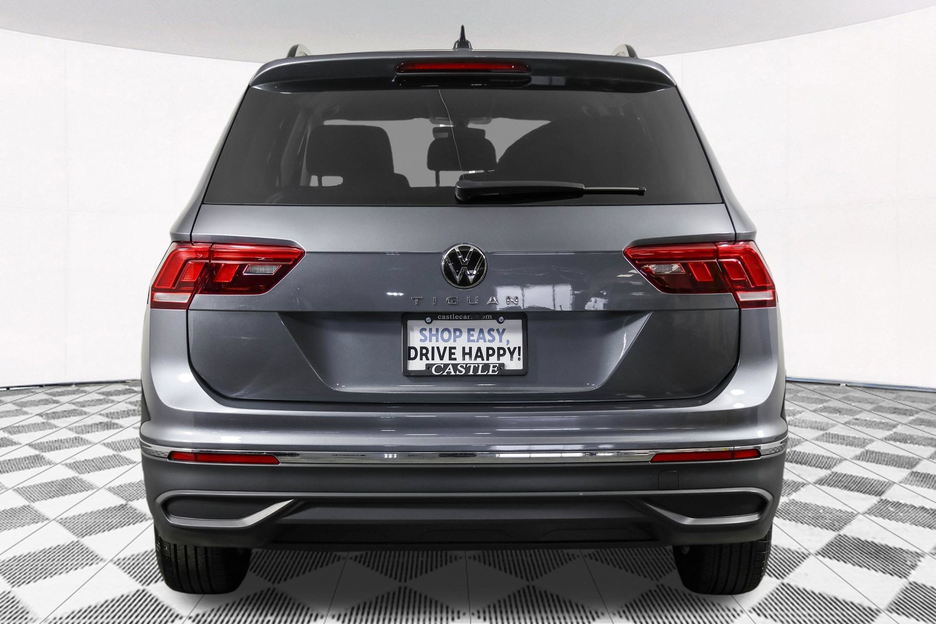 Used 2023 Volkswagen Tiguan S FWD image 17