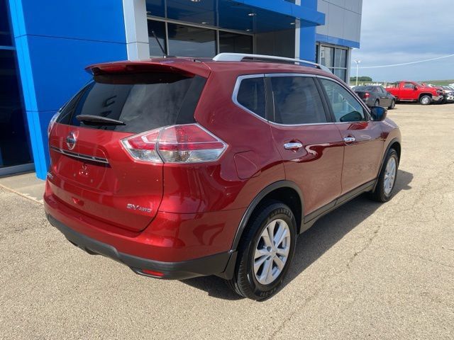 Used 2016 Nissan Rogue SV AWD/4WD image 3