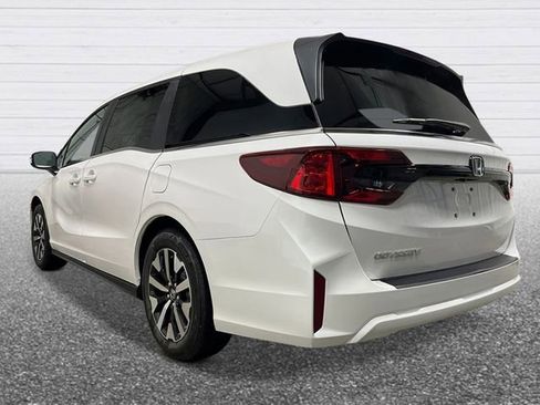 New 2026 Honda Odyssey EX-L image 3
