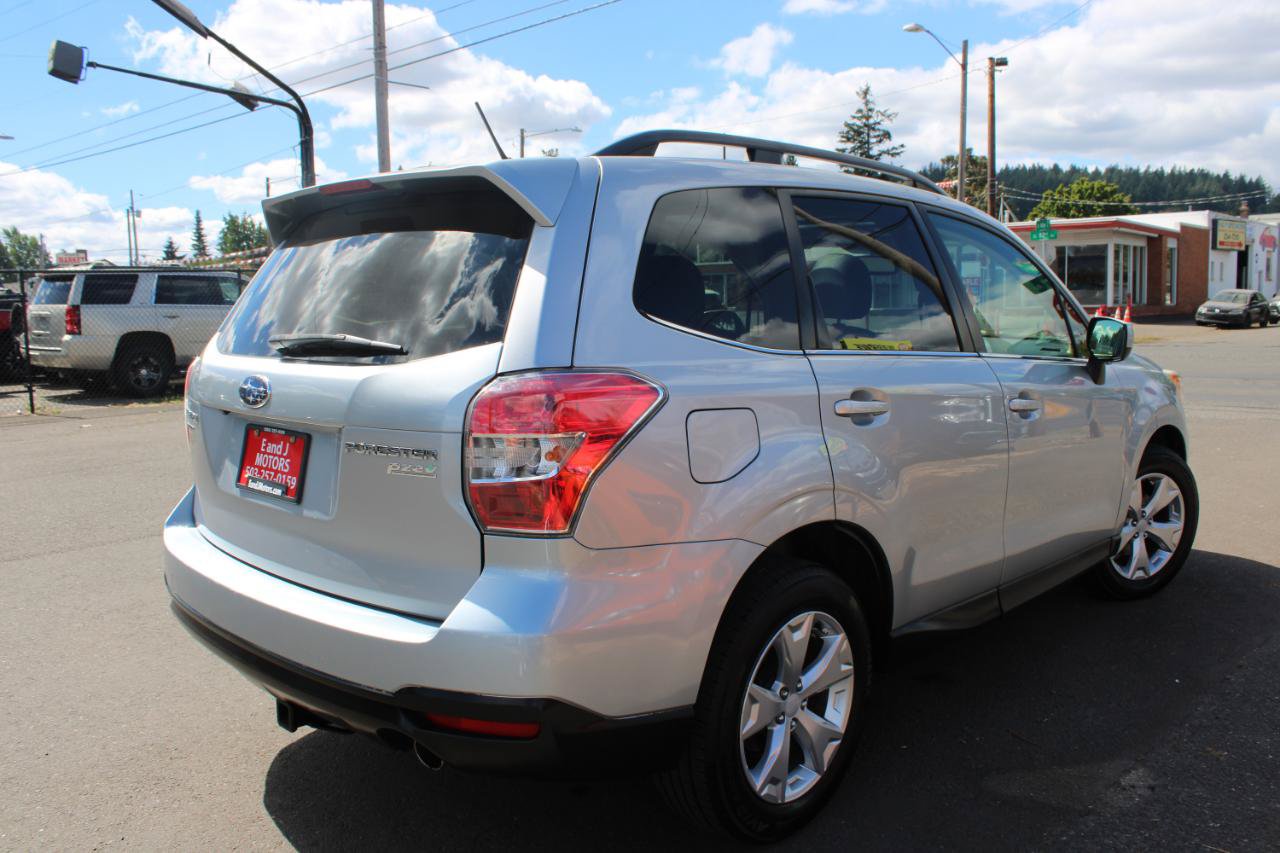 Used 2014 Subaru Forester 2.5i Limited AWD/4WD image 7
