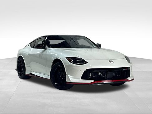 Used 2024 Nissan Z NISMO w/ Floor Mat Package RWD image 1