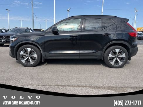 Used 2023 Volvo XC40 B5 Plus w/ Driver Assist Package image 2