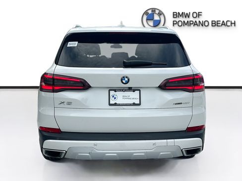 Certified 2023 BMW X5 xDrive40i w/ Parking Assistance Package AWD/4WD image 6