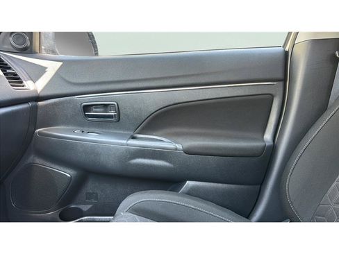 Used 2024 Mitsubishi Outlander Sport ES AWD/4WD image 28