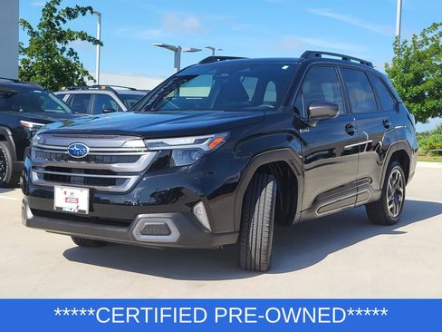 Used 2025 Subaru Forester Limited AWD/4WD image 2