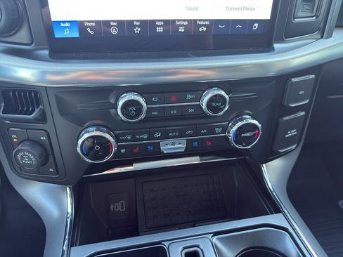 New 2025 Ford F150 Lariat w/ Equipment Group 501A Mid image 12