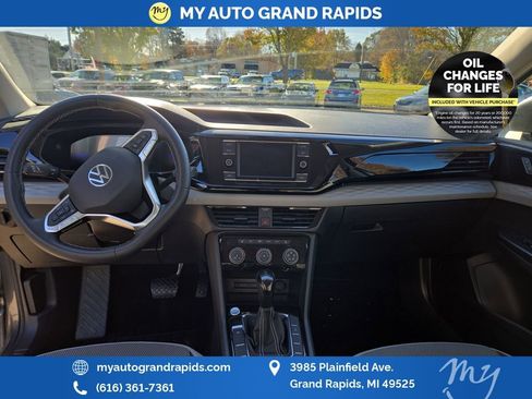 Used 2023 Volkswagen Taos S image 12